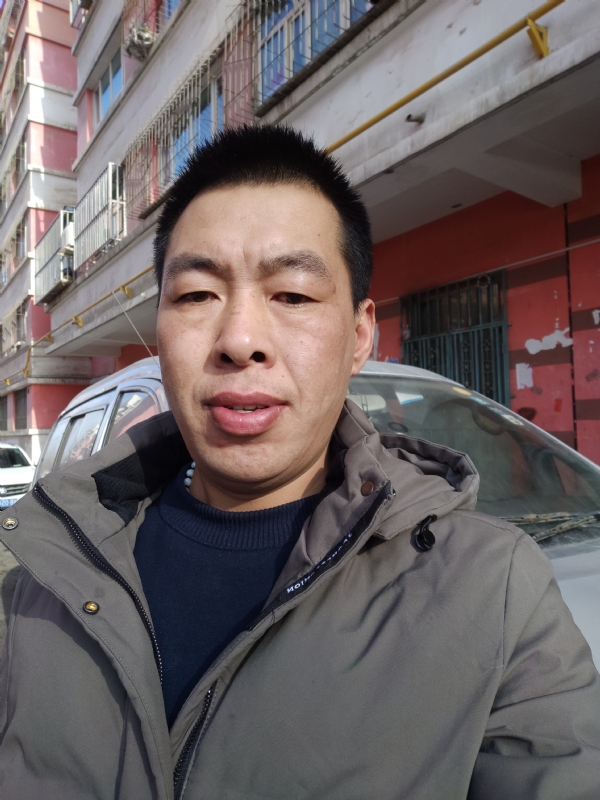 华哥的第二张照片--昭通交友中心