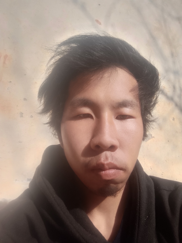 胡明的第一张照片--昭通交友中心